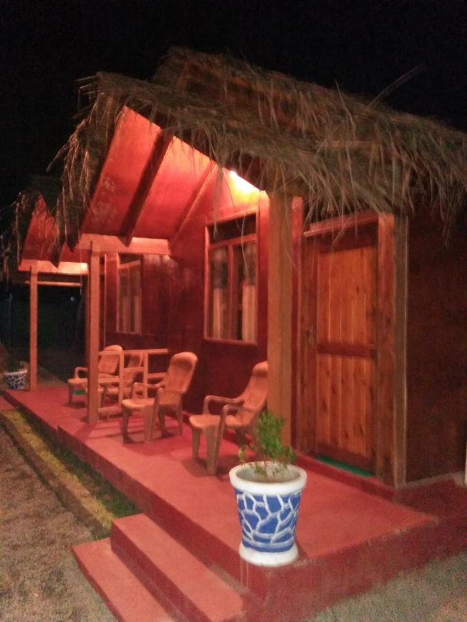Blue Ocean Cabana Hotel Trincomalee Ngoại thất bức ảnh