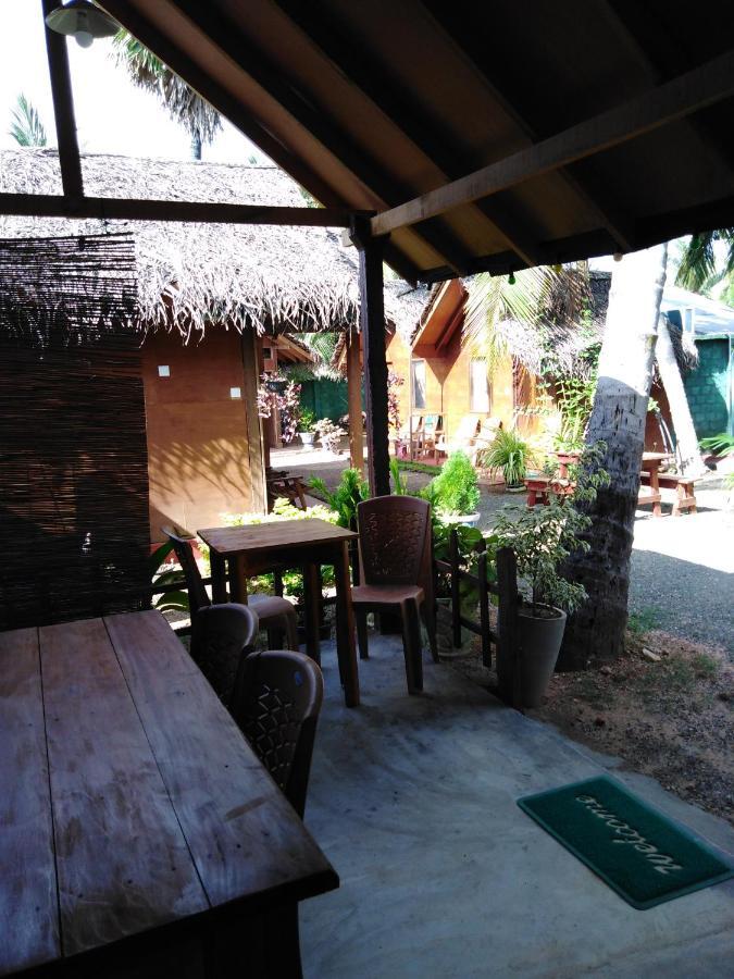 Blue Ocean Cabana Hotel Trincomalee Ngoại thất bức ảnh